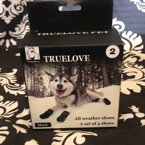 Truelove pet shoes size 2